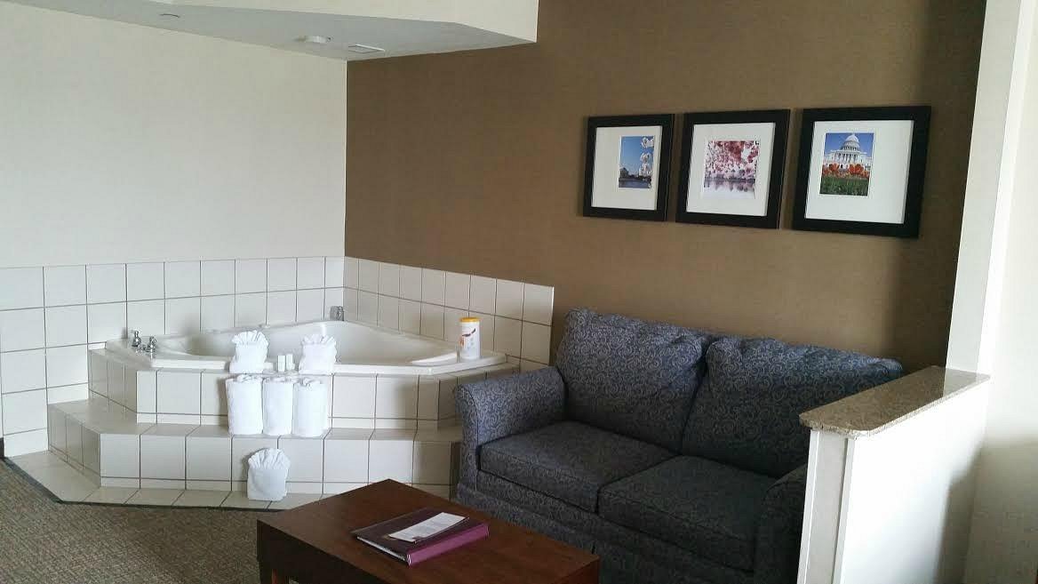 Comfort Suites Manassas Battlefield Park photo 1