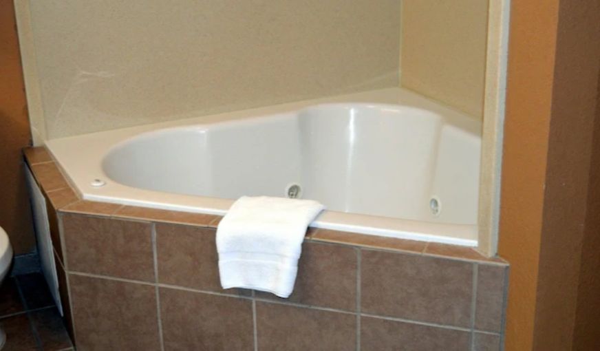 Holiday Inn Express & Suites Suffolk An IHG Hotel photo 1