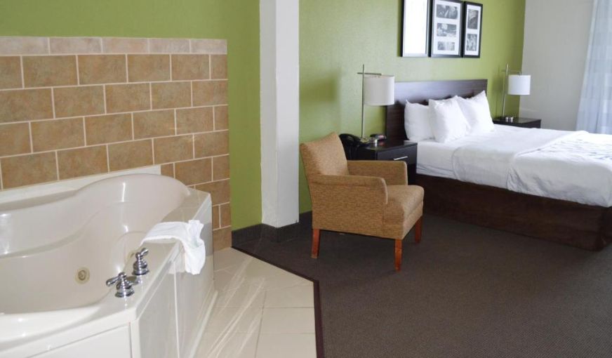 Sleep Inn & Suites Virginia Horse Center photo 1