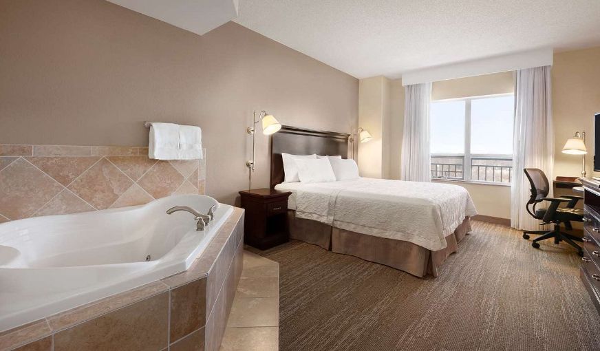 Hampton Inn & Suites Washington-Dulles International Airport photo 1