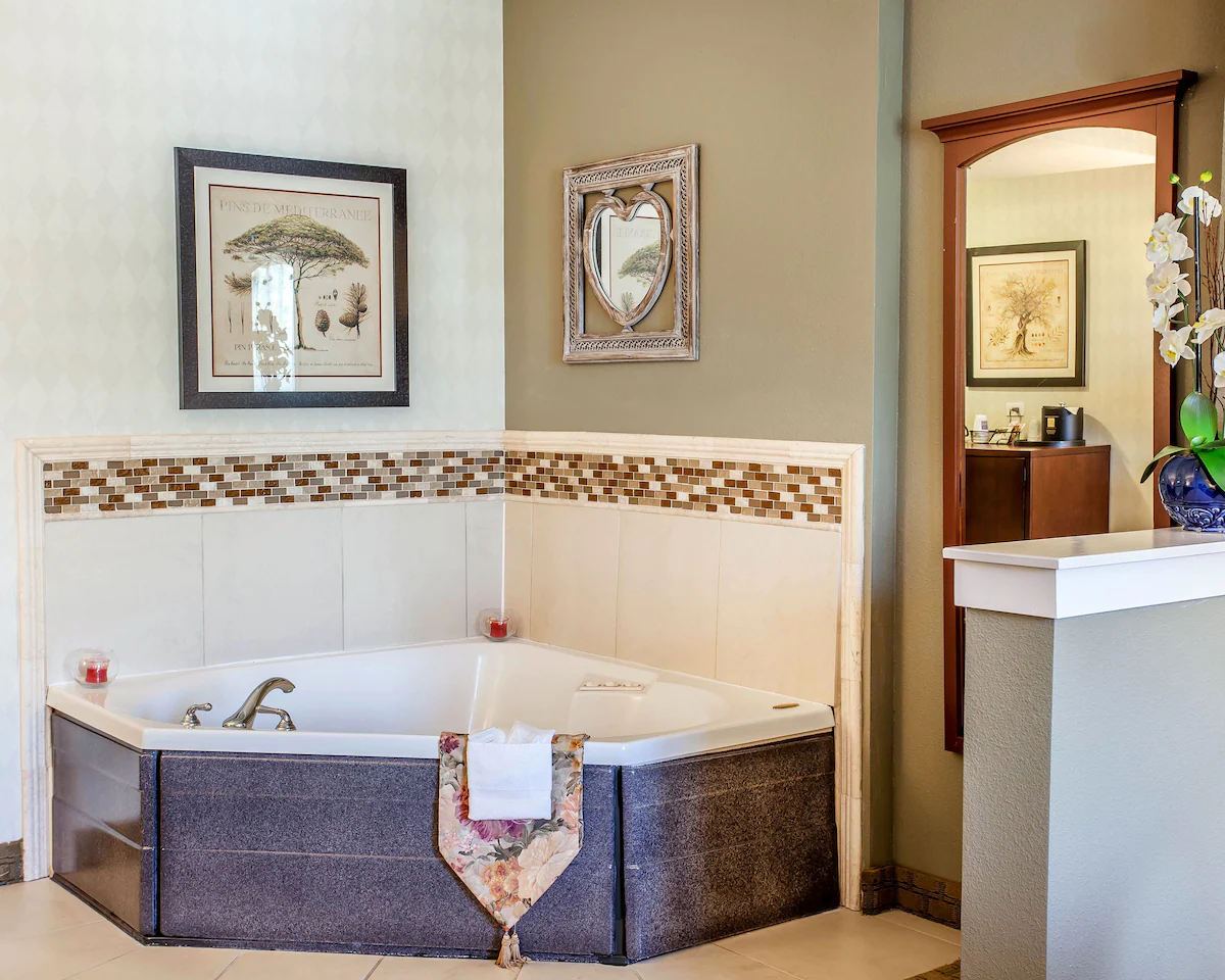 Comfort Suites Airport Tukwila Seattle photo 1