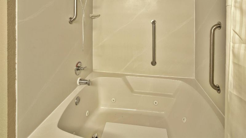 La Quinta Inn & Suites/New River Gorge National Park photo 1