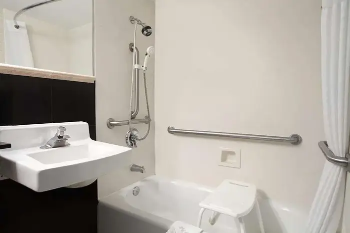 Days Inn by Wyndham Concord