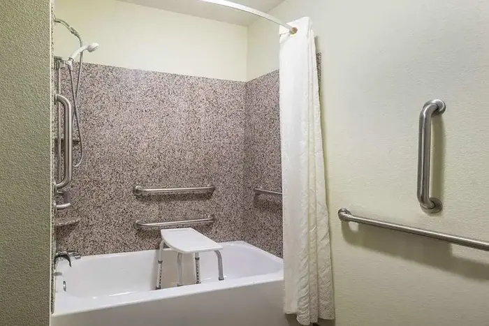 La Quinta Inn & Suites by Wyndham