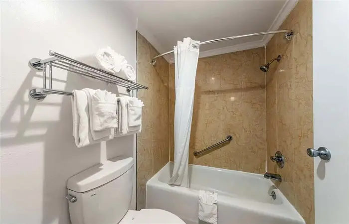 Quality Inn Long Beach Airport
