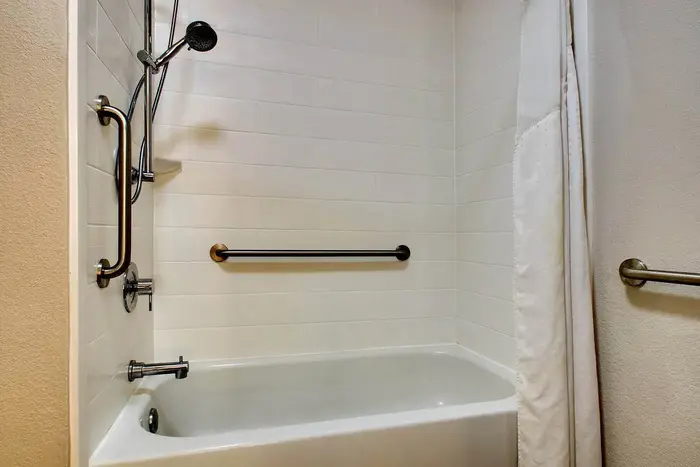 Holiday Inn Express & Suites Laurel By IHG