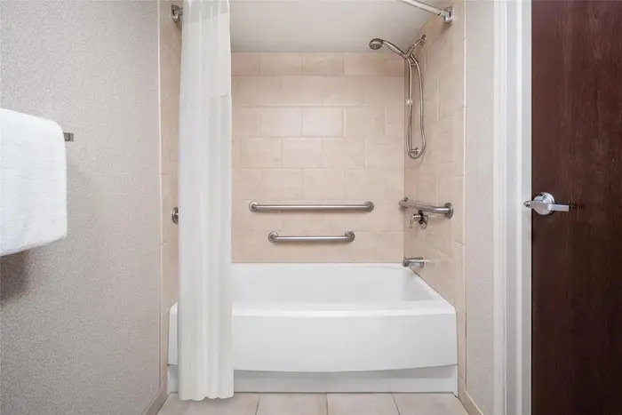 Eastgate Hotel – BW Signature Collection