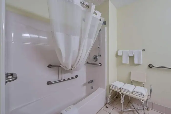 Quality Inn & Suites South