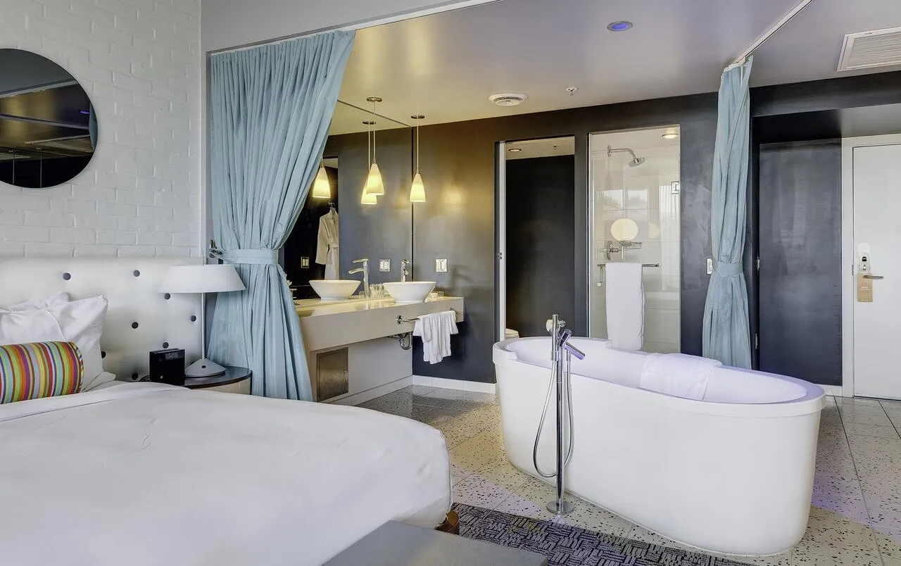 Arizona Hotels With Jacuzzi in Room