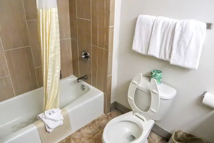 Guesthouse Inn & Extended Stay Suites