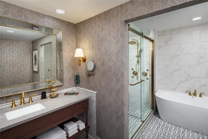 Skirvin Oklahoma City, a Hilton Hotel