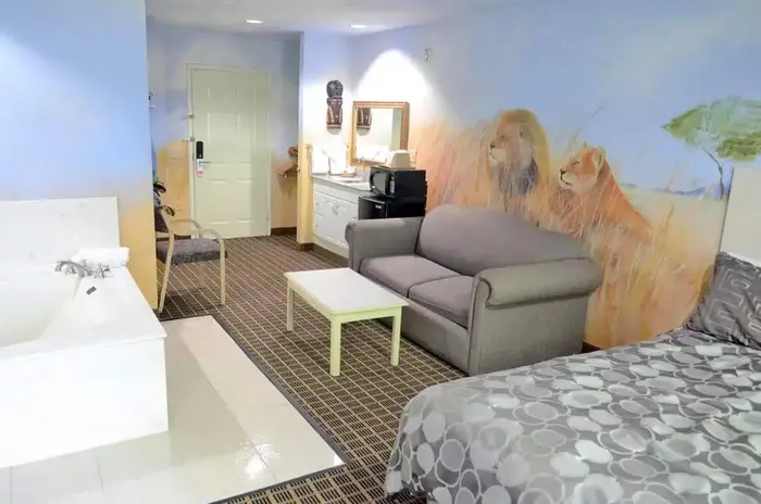 Scottish Inn & Suites Reliant Park/Six Flags