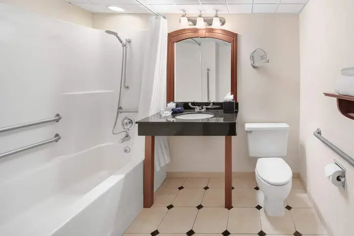 Portland Regency Hotel And Spa