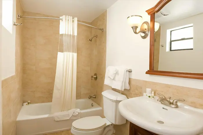 Brand Plaza Hotel
