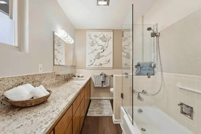 Hilltop Uptown Sedona home w/ Views