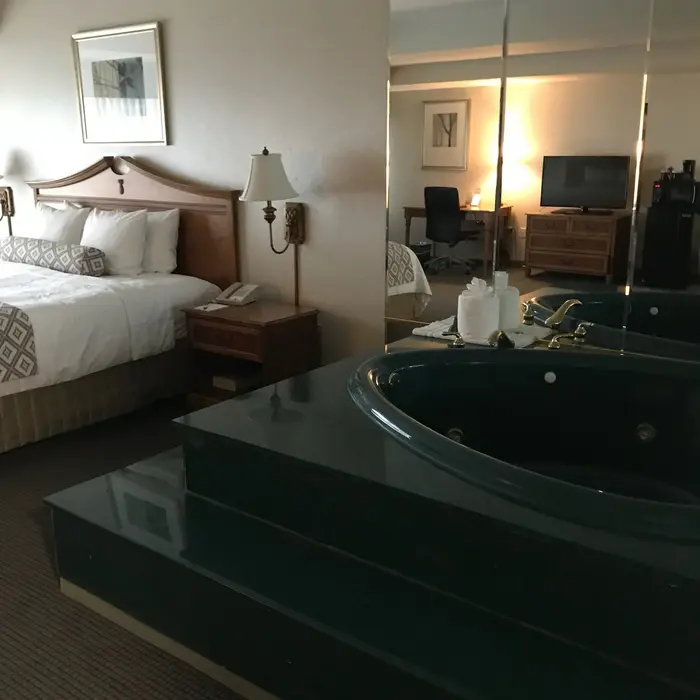 Clayton Plaza Hotel