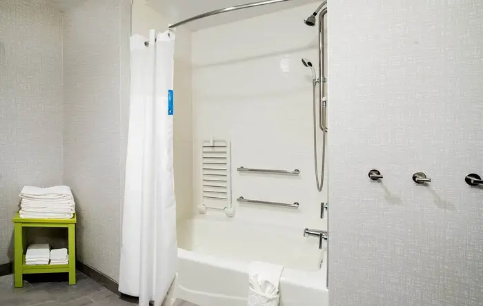 Hampton Inn Riverside March Air Reserve Base