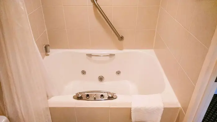 Hilton East Brunswick Hotel & Executive