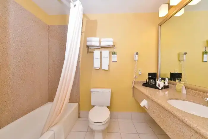 Quality Suites Midland North Loop 250