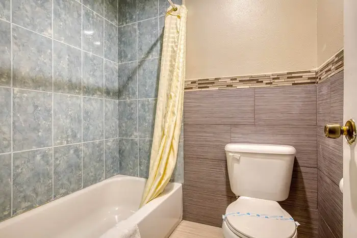 Heritage Inn And Suites