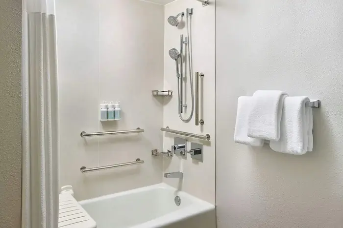 Courtyard by Marriott Seattle Federal Way