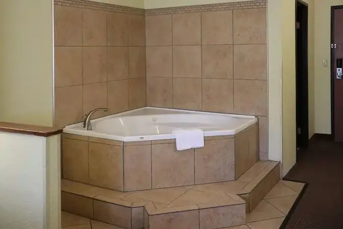 Quality Inn East