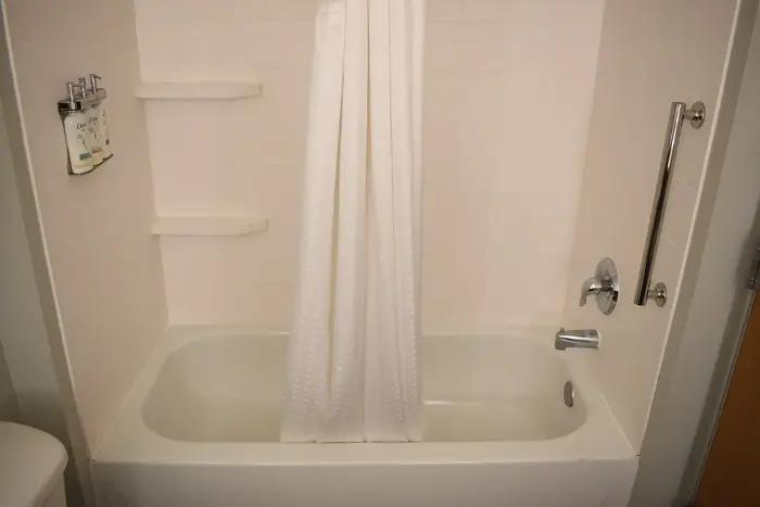 Holiday Inn Express & Suites Lincoln South By IHG