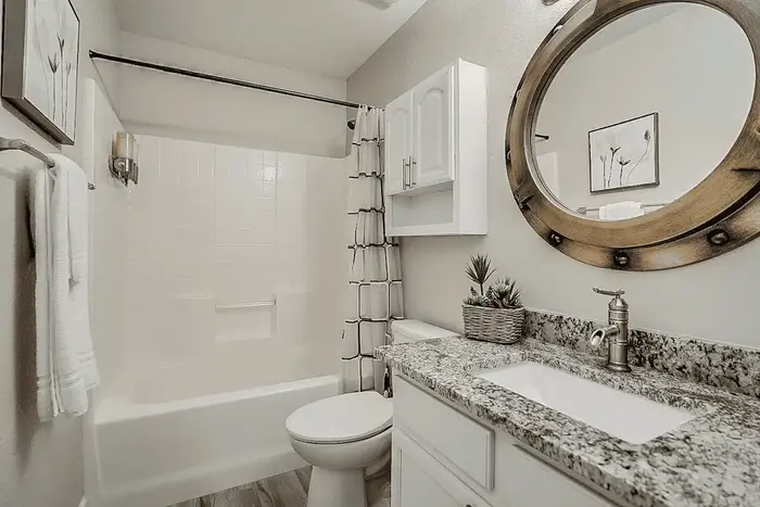 5BR Hideaway w/ Heated Pool/Hot Tub