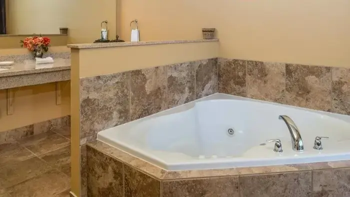 Sunset Inn & Suites