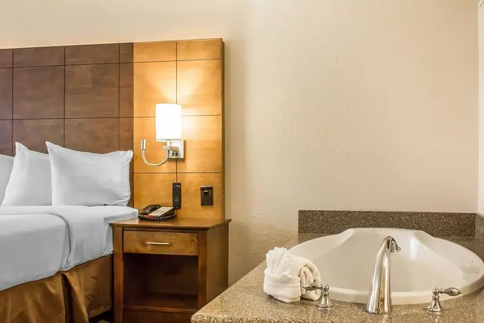 Arroyo Pinion Hotel, Ascend Hotel Collection