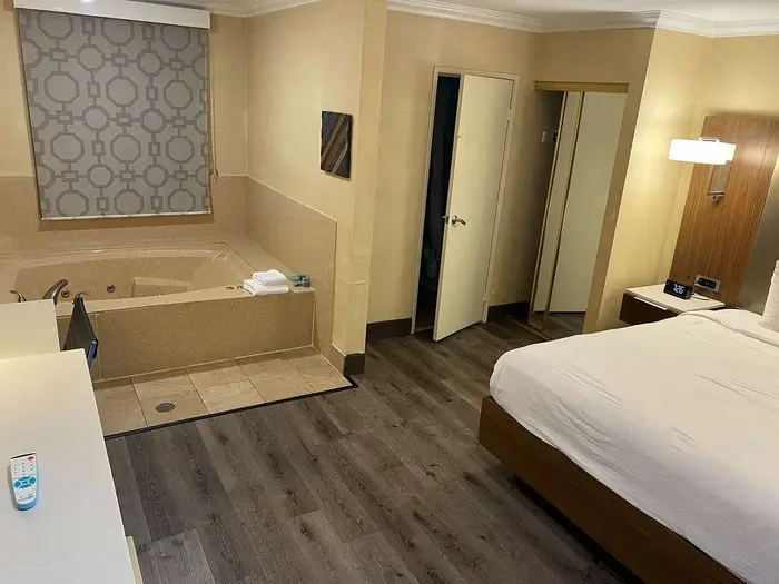 Best Western Hollywood Plaza Inn Hotel