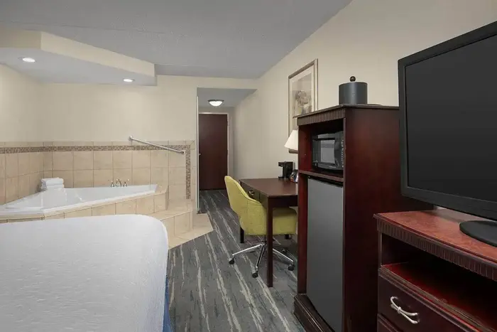 Hampton Inn Syracuse Clay