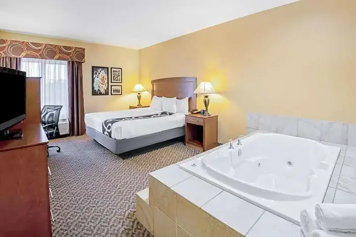 La Quinta Inn & Suites by Wyndham Lawton