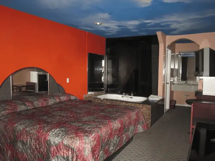 Luxury Inn