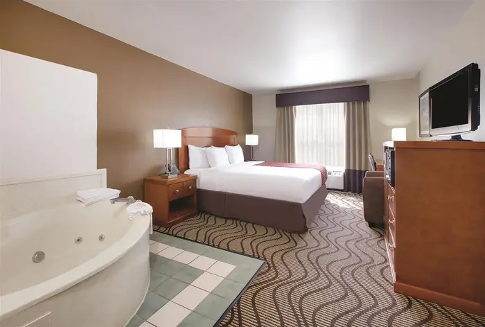 La Quinta Inn & Suites by Wyndham Rockwall