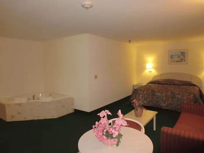 Americas Best Value Inn & Suites
