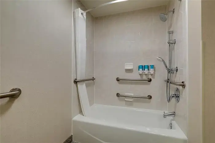 Drury Inn & Suites Dayton North