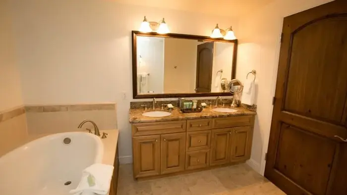 Dolphin Bay Resort & Spa