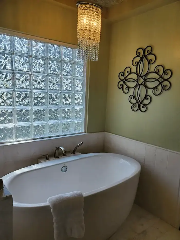 Maple Creek Bed and Breakfast