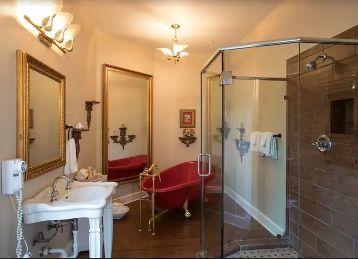 Gruene River Hotel & Retreat