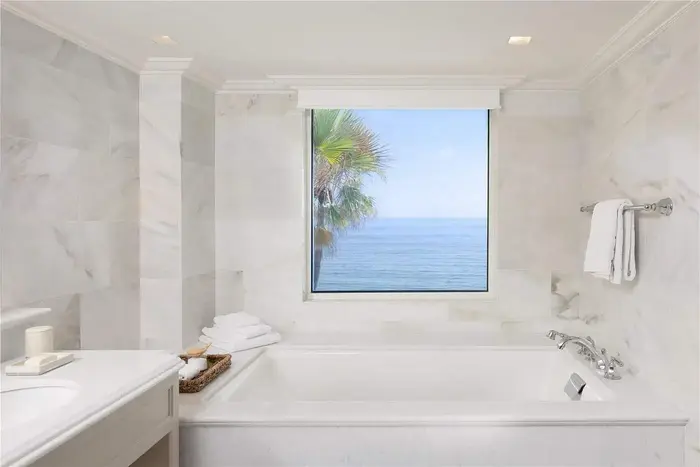 Surf & Sand Resort