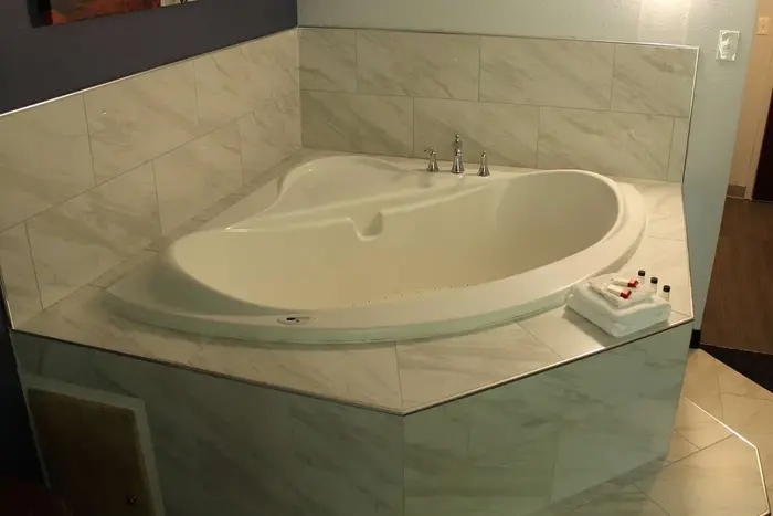 Travelodge by Wyndham Water's Edge Hotel - Racine