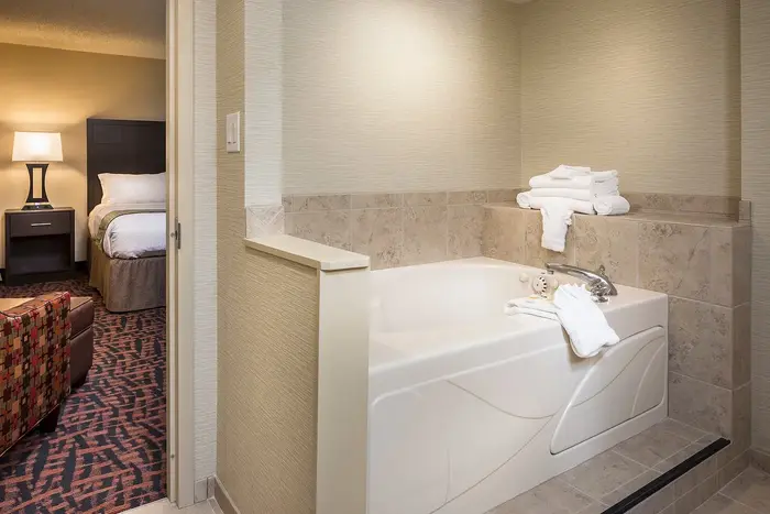 Holiday Inn Wichita East I-35 by IHG