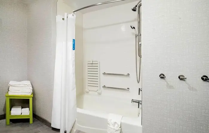 Home2 Suites by Hilton Riverside March Air