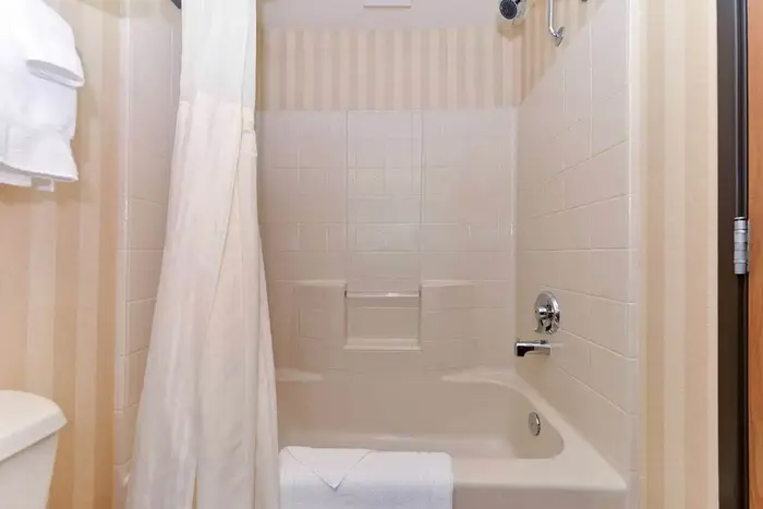 Best Western Plus Landmark Inn
