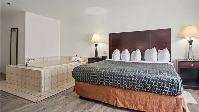 Best Western Oakbrook Inn