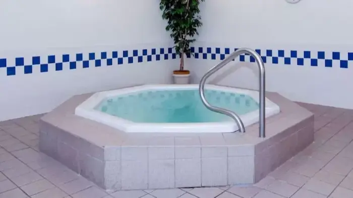 Quality Suites Near West Acres