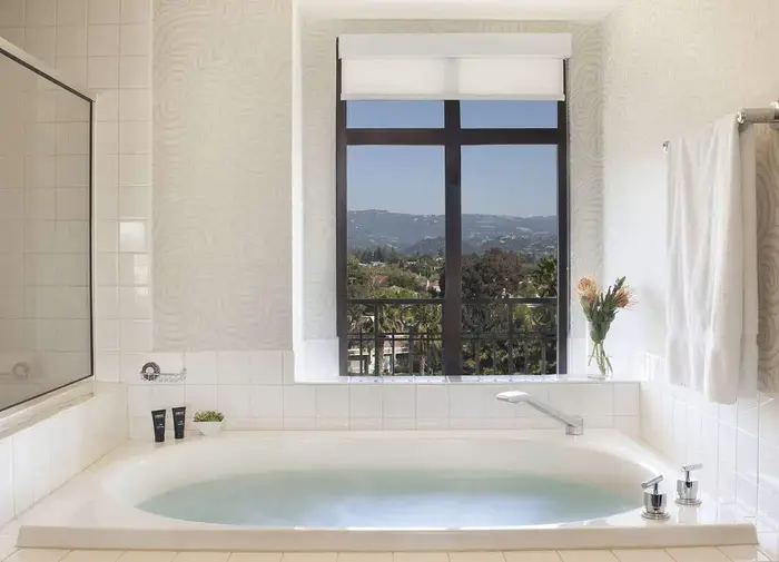 Juniper Hotel Cupertino, Curio Collection