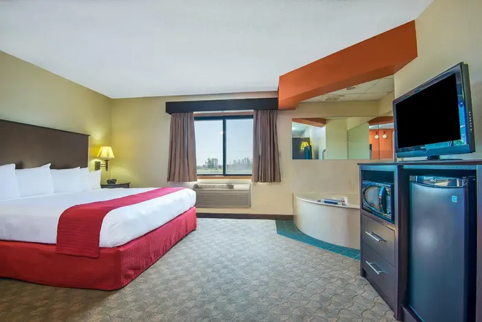 AmericInn by Wyndham Ames