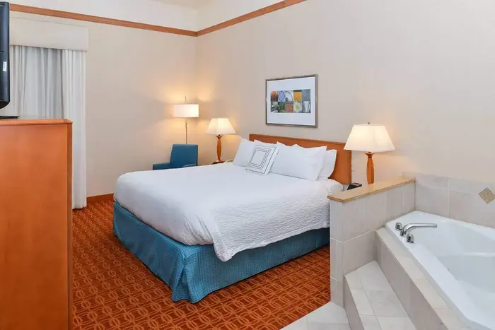 Fairfield by Marriott Inn & Suites Sacramento